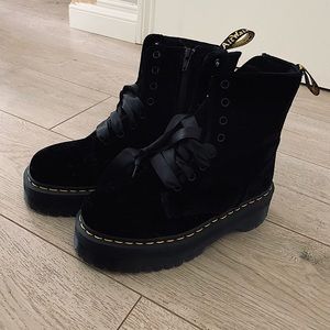 Dr Marten size 7. Brand new velvet platform boots. With satin laces.